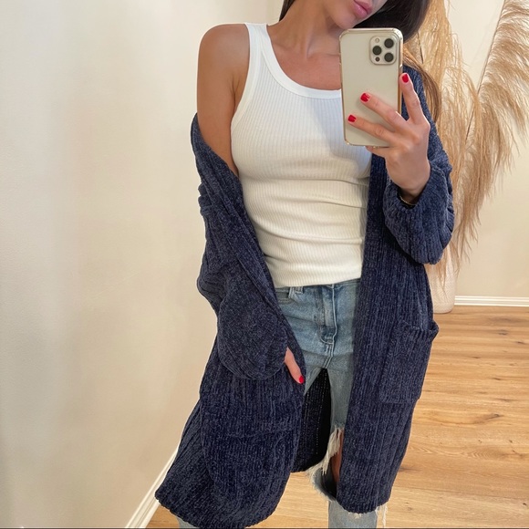 MRSALLIEXO— SOLD OUT - Picture 6 of 8